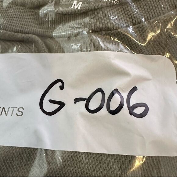 Vineyard Vines Army Green American Flag Long‎ Sleeve Tee in Size Medium - Picture 5 of 5